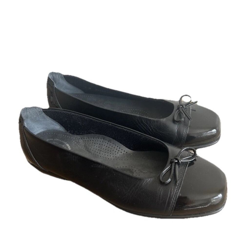 SAS Woman's Coco Slip On Loafer Tripad Technology Black Bow Patent Toe Sz 8N EUC